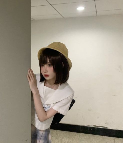 国产剧情麻豆女教师在-免费高清免费播放