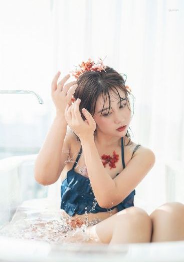 欧美综合精品久久-看看屋日韩电影在线