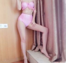 嘿咻边摸边吃奶边做动态图-琪琪电影全集免费播放